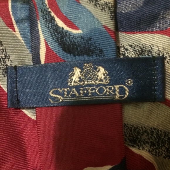 Stafford Tie vibrant colors! Make offers! - Picture 3 of 7